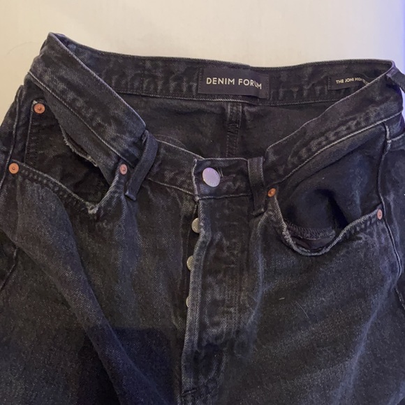 Jeans - Picture 2 of 3